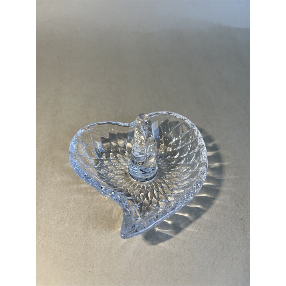 Heart Shape Crystal Ring Holder Studio Crystal By Studio Silversmiths‎ Mint Con.